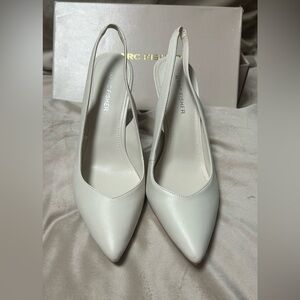 MARC FISHER Womens Ivory 9.5